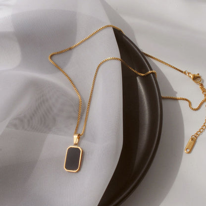 Rectangular Black Pendant Necklace - Odiune