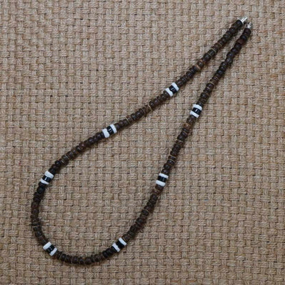 Tribe Coconut Shell Necklace - Odiune